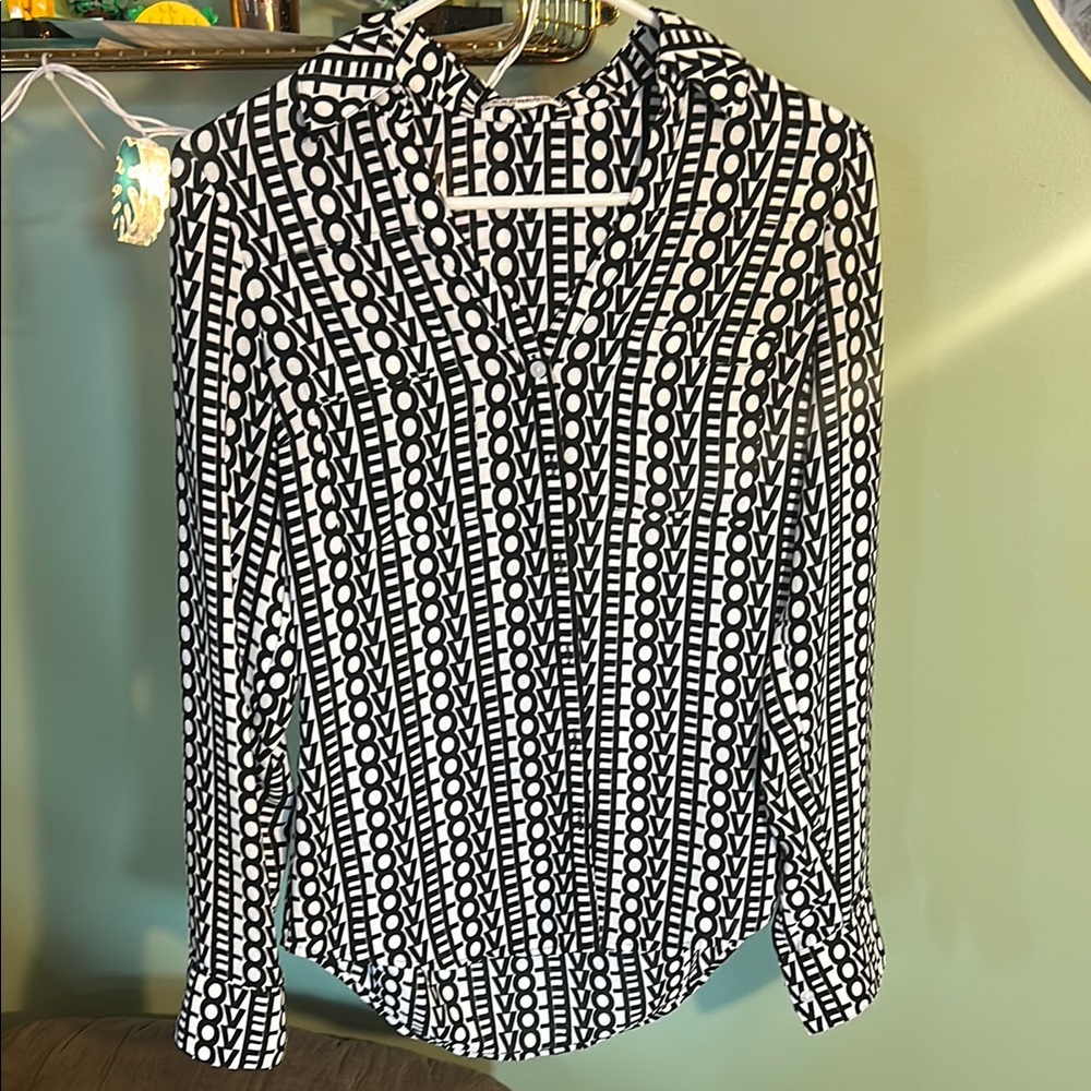 Express Black and White Graphic Long Sleeve Button Down Shirt